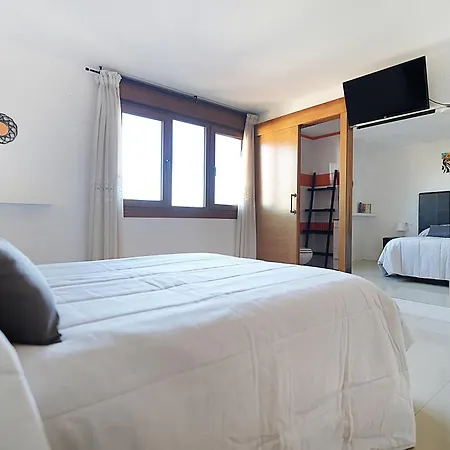 Con Terraza Con Vistas Al Mar *