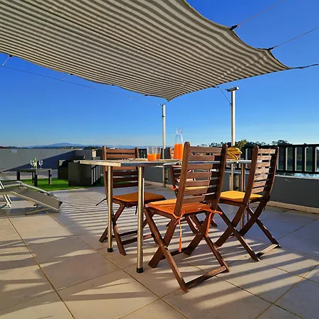 Apartamento Con Terraza Con Vistas Al Mar *